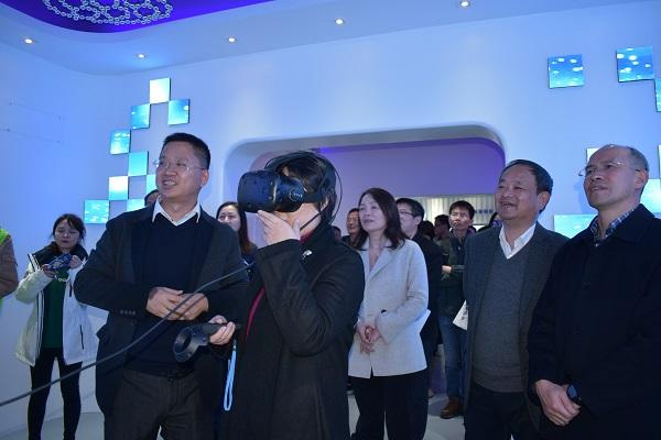 上海首個VR+轉基因科普展示廳對外開放